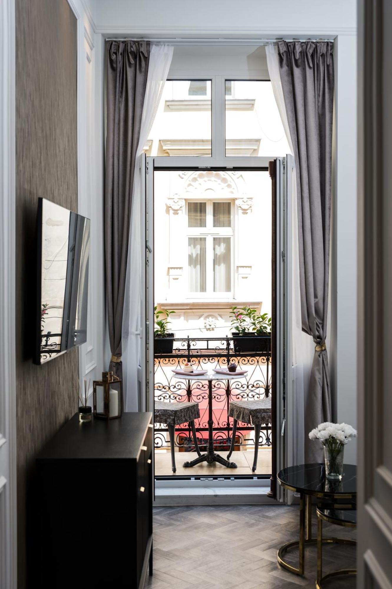 Salomea Krakow Apartments Bozego Ciala Екстериор снимка